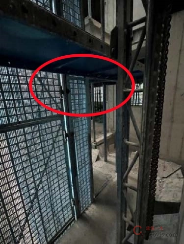 【隐患】竖向主框架未设置加强撑