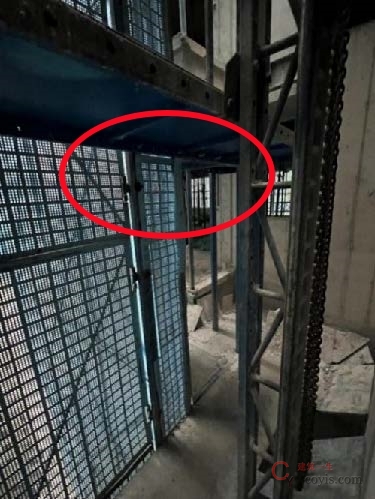 【隐患】竖向主框架未设置加强撑