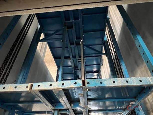 【正确】竖向主框架符合设计要求