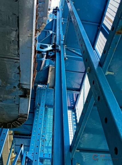 【正确】导轨符合要求