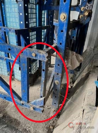 【隐患】水平支承桁架连接不规范、局部变形严重