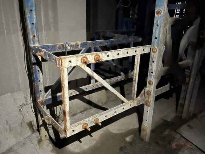 【隐患】水平支承桁架欠保养