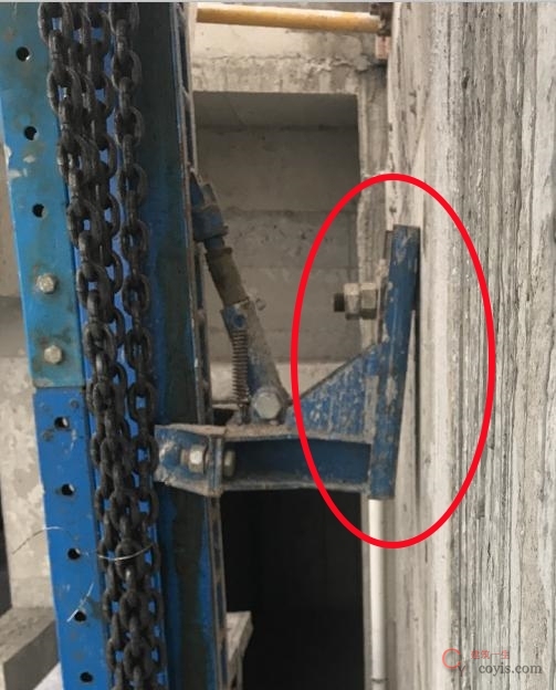 【隐患】附着支座变形