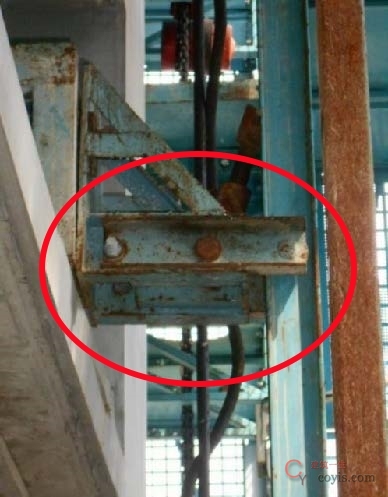 【隐患】未设置防坠装置