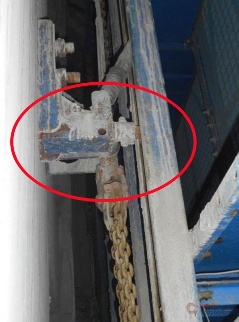 【隐患】未设置防坠装置