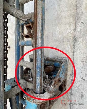 【隐患】附着支座未设置防污染措施和未及时保养