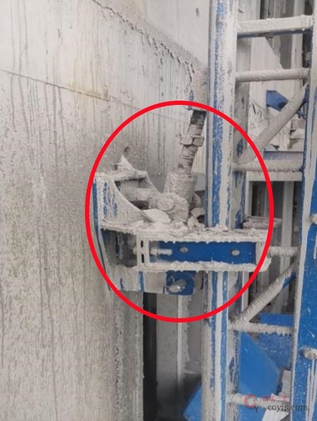 【隐患】附着支座未设置防污染措施和未及时保养