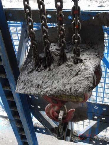 【隐患】电动葫芦污染严重