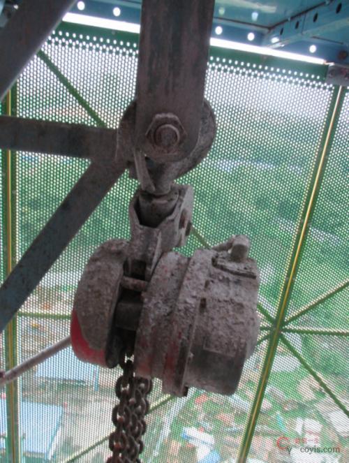 【隐患】电动葫芦污染严重