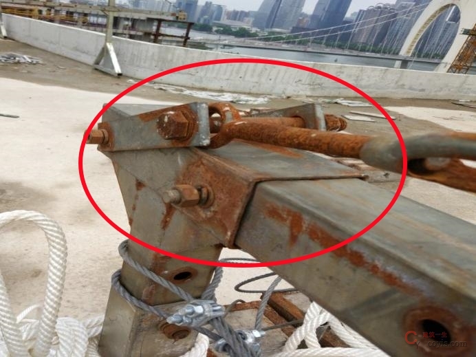 【隐患】连接螺栓锈蚀严重