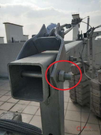 【隐患】支架连接螺栓螺母未紧固