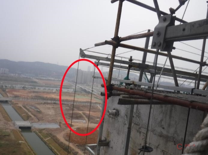 【隐患】未设置限位止挡板