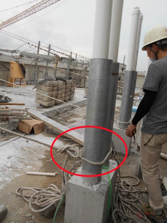 【隐患】安全绳固定不可靠