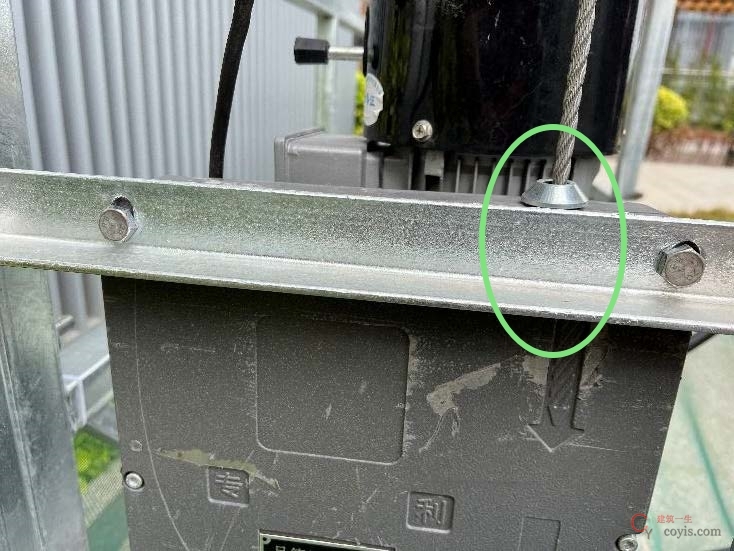 【正确】起升机构有良好的穿绳性能