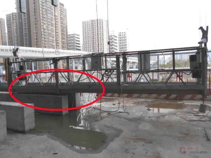 【隐患】悬吊平台停层有障碍物