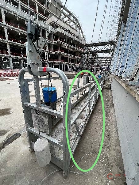 【正确】悬吊平台无杂物