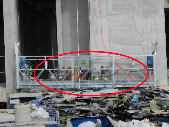 【隐患】将吊篮作为垂直运输设备使用