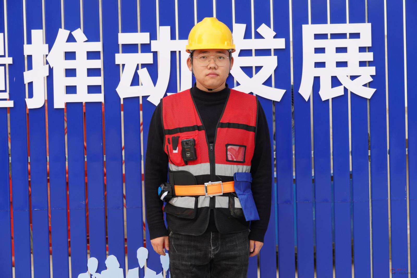 图1-16 现场安全管理执法记录仪