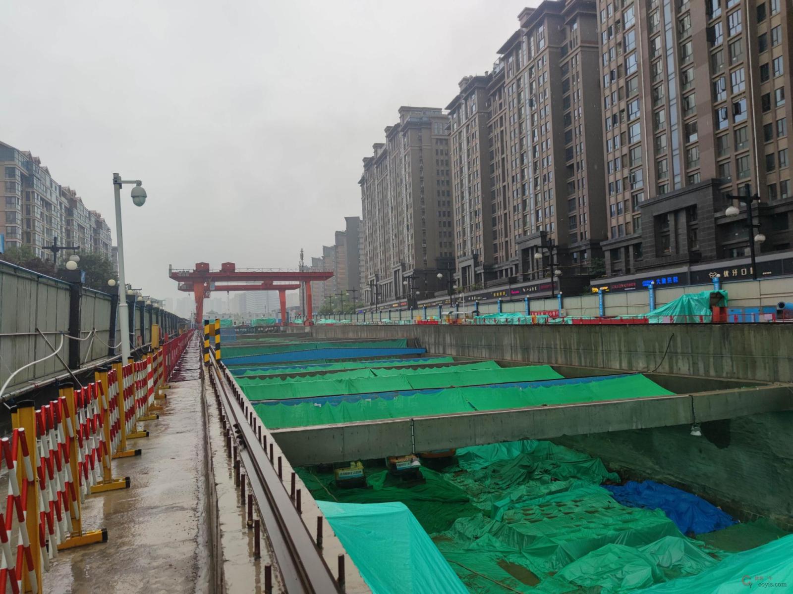 图2-7 基坑钢筋混凝土内撑支护(2)