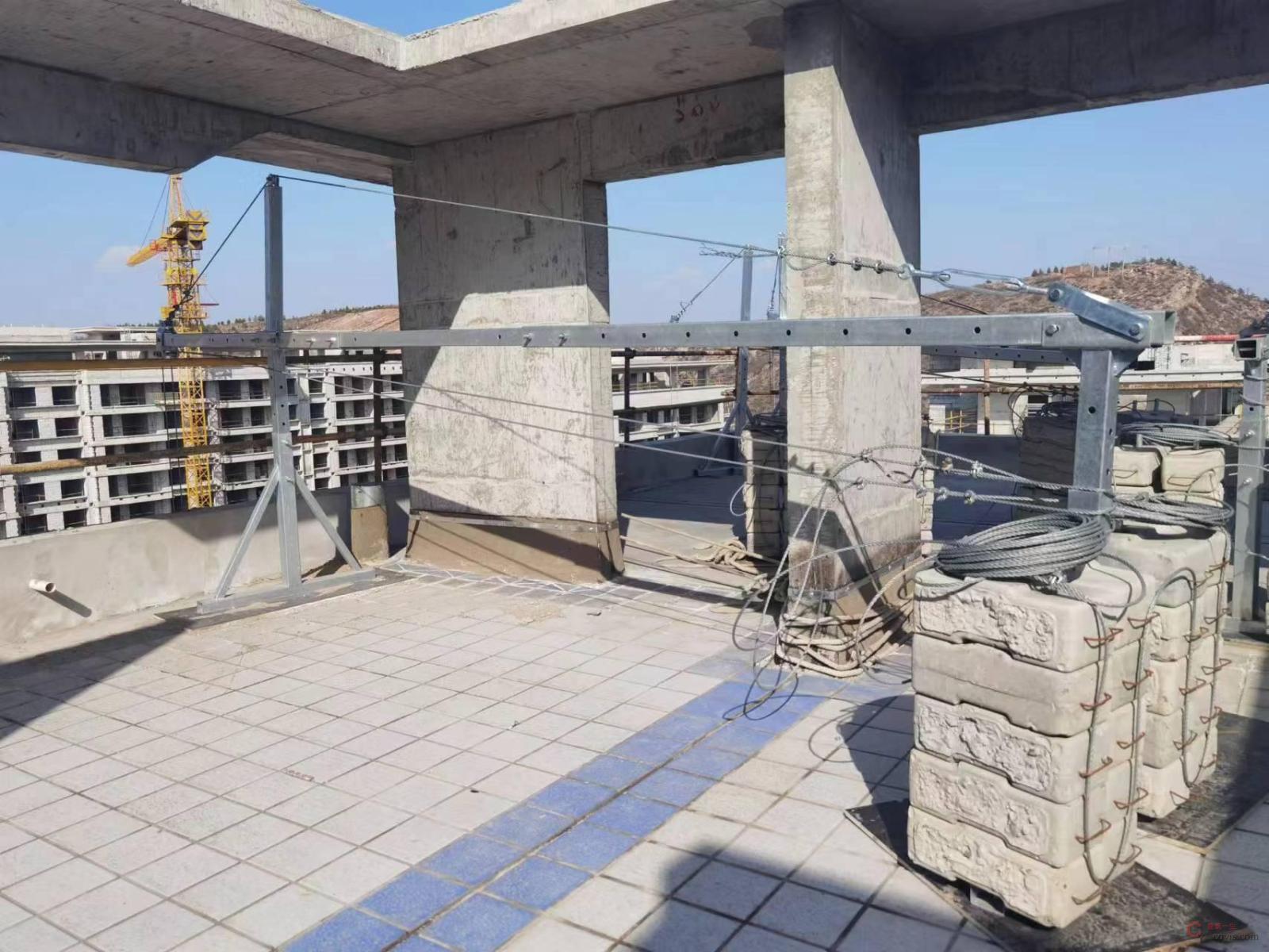 图3-38 吊篮前支架