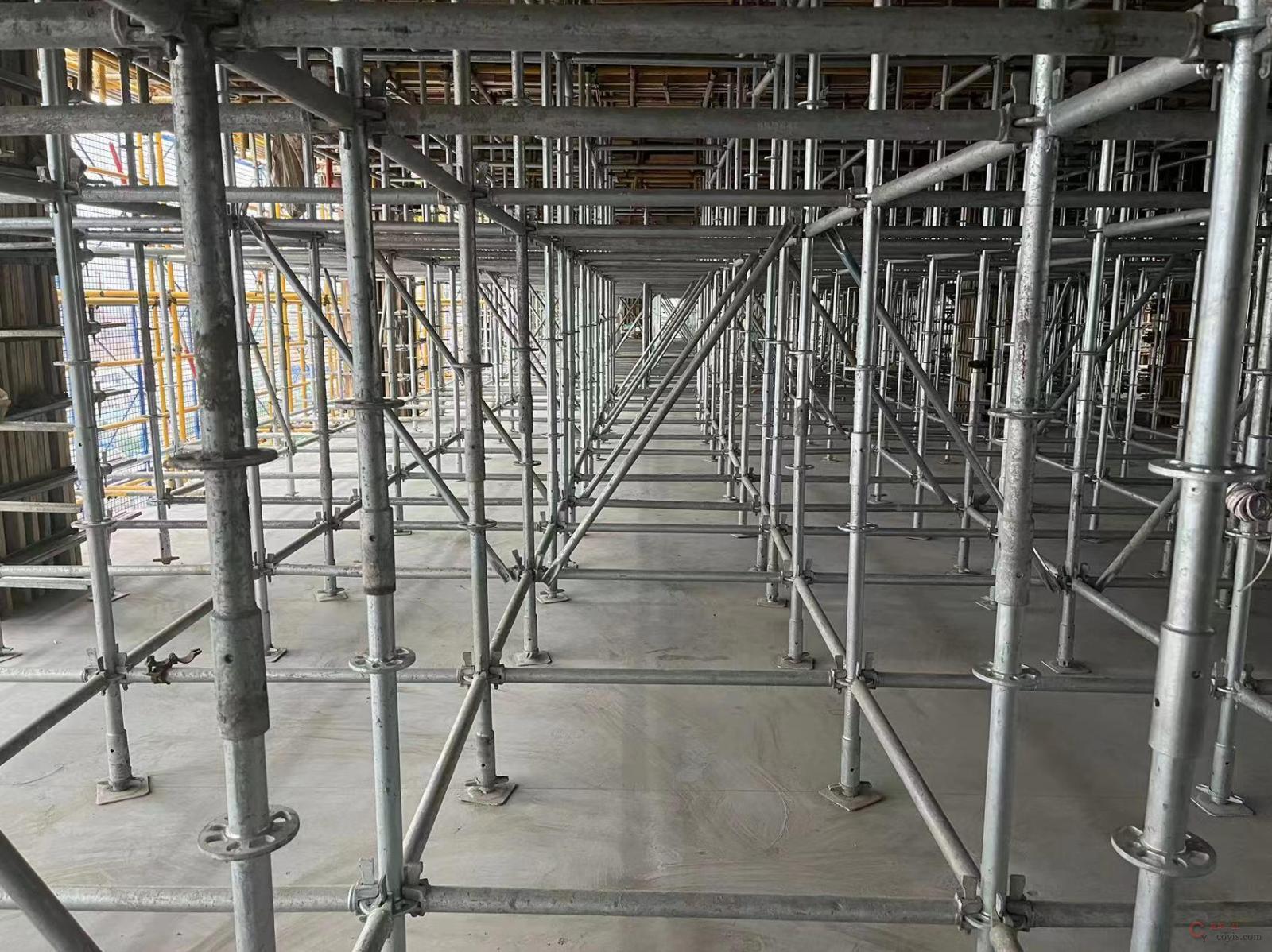 图4-2 承插型盘扣支撑架立杆设置