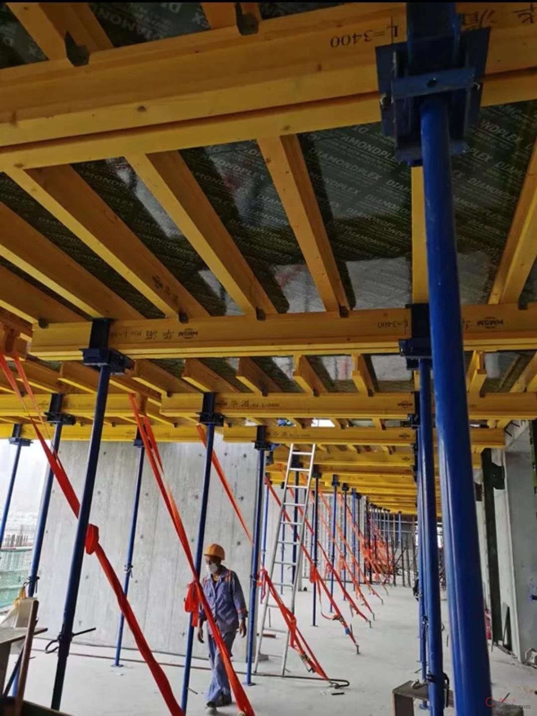 图4-21 飞模安装示意图(2)