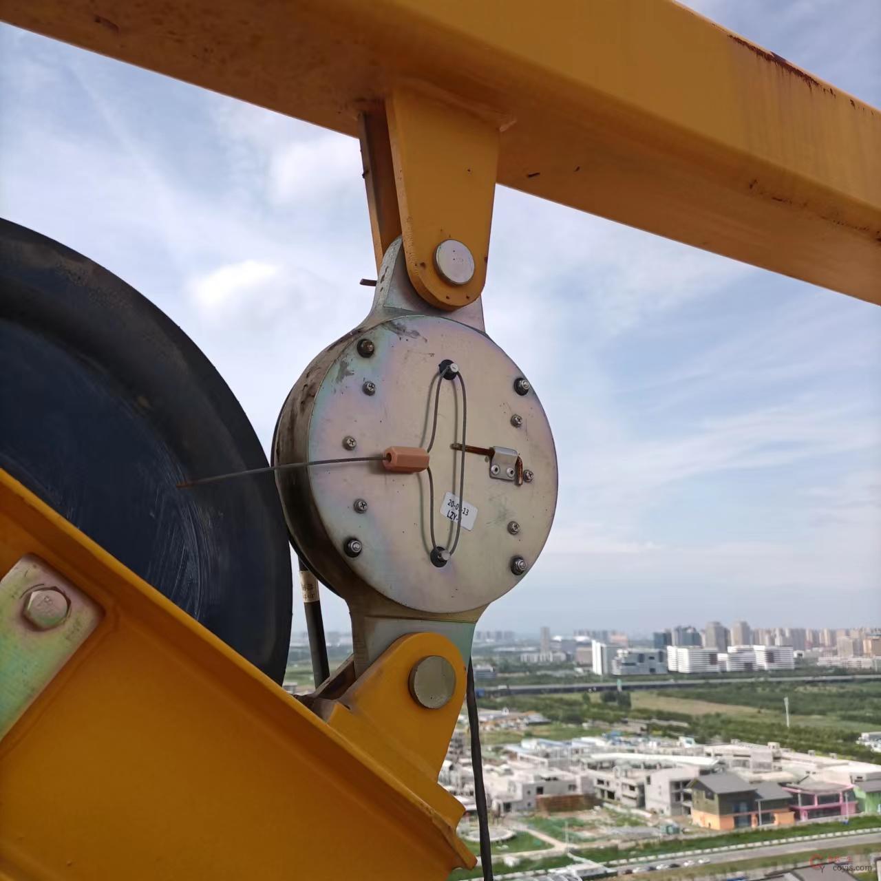 图6-20 塔吊起重量限制器