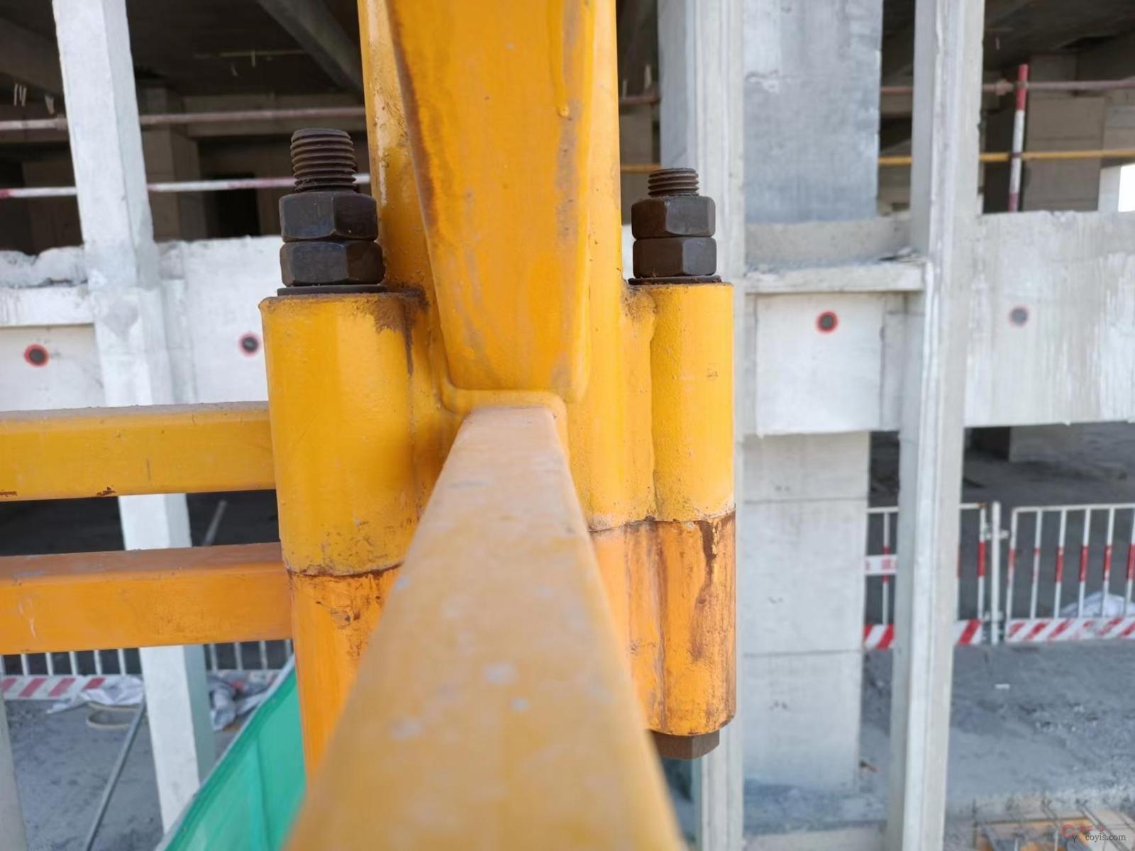 图6-38 塔吊高强度螺栓