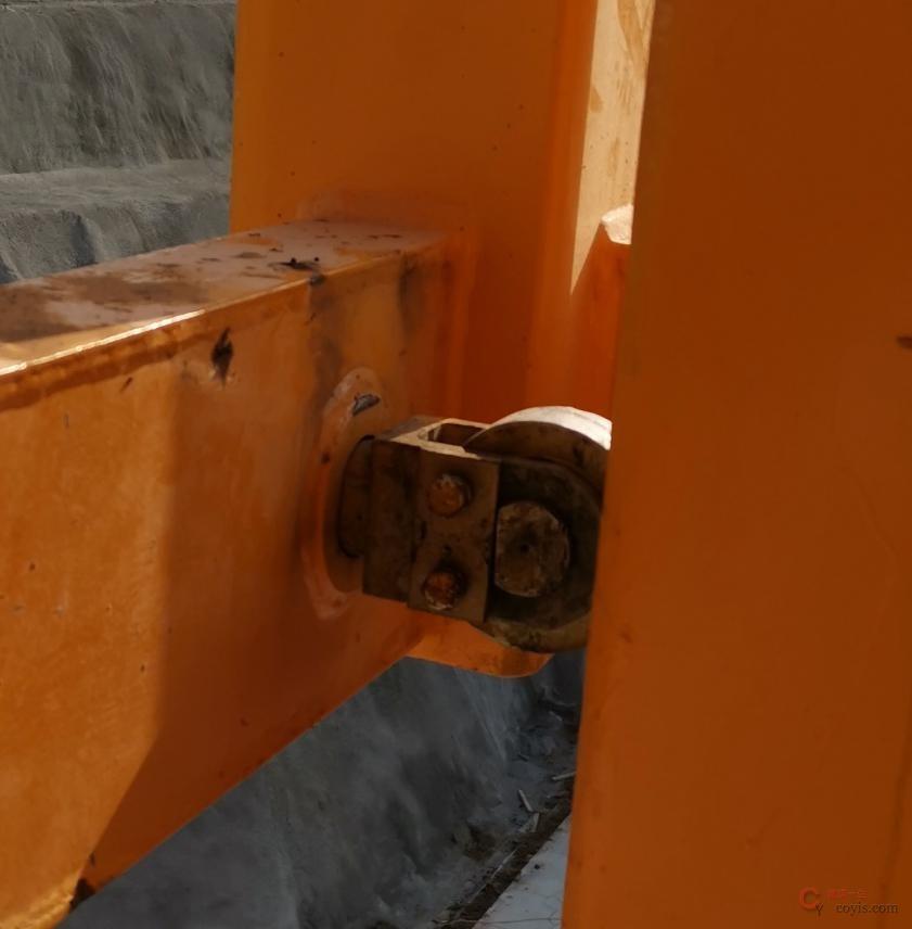 图6-40 塔吊轴向止动固定锁片