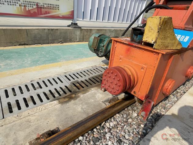 图6-154 龙门吊防碰撞、轨道清扫装置(2)