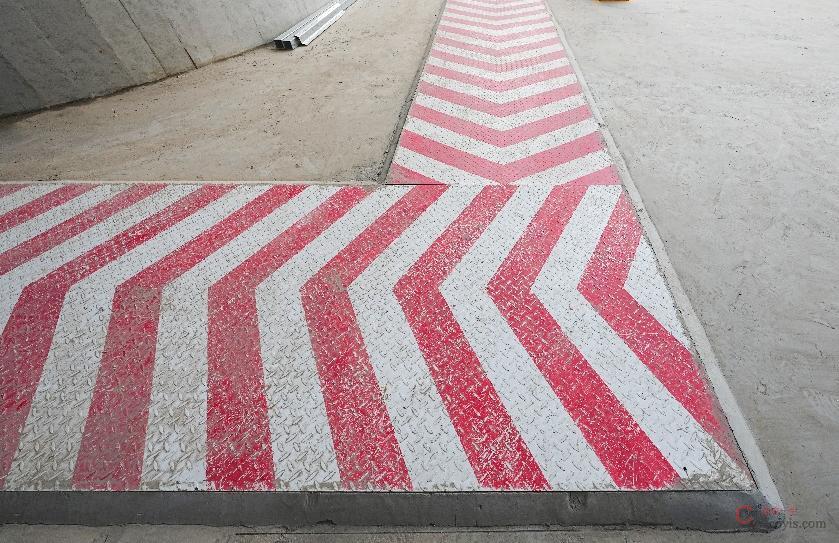 图7-29 后浇带、伸缩缝洞口防护(2)