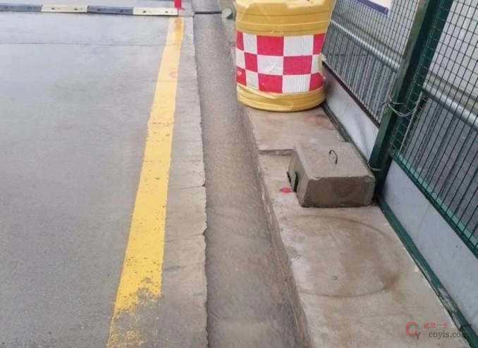 图8-10 排水沟