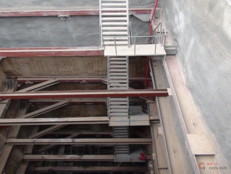 图8-28基坑梯道(2)