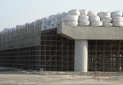 图8-65 满堂支架预压试验(2)