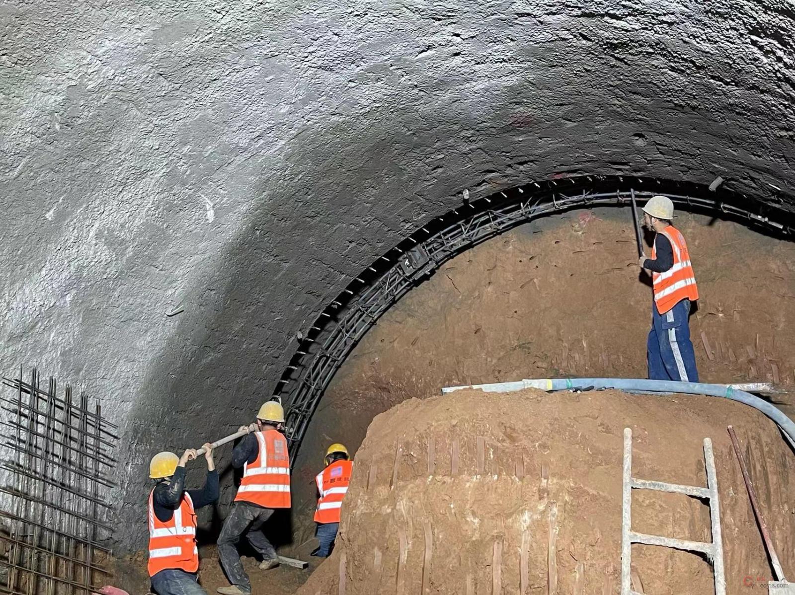 图8-110 暗挖隧道开挖支护