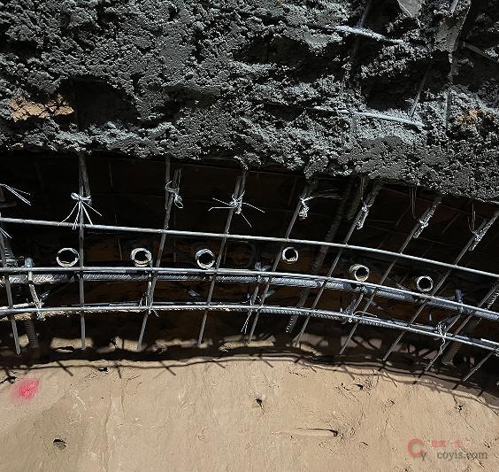 图8-116 超前小导管