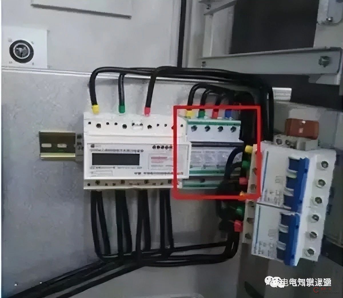 系统讲解:配电箱的组成及二次接线流程,没有基础也能看懂!