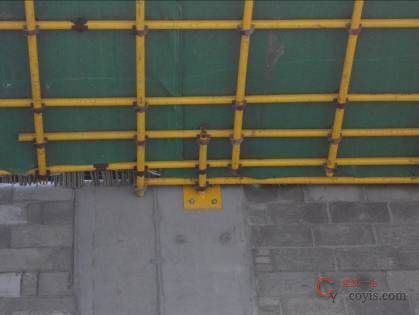 现场挑防护棚措施